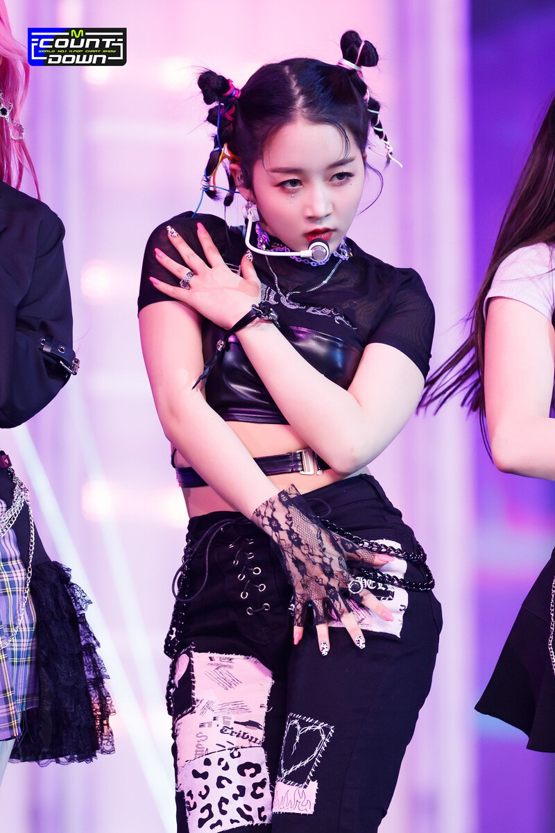 220113 Kep1er - 'WA DA DA' at M Countdown documents 4