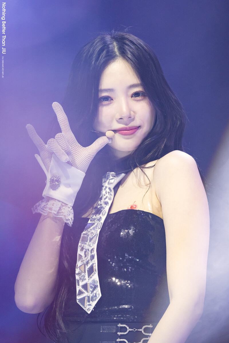 240113 Dreamcatcher JiU - 2024 World Tour 'Luck Inside 7 Doors' in Seoul documents 1