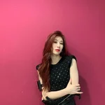 210504 ITZY Instagram Update - Chaeryeong