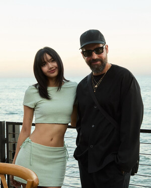 240706 - Ronnie Fieg Instagram Update with LISA