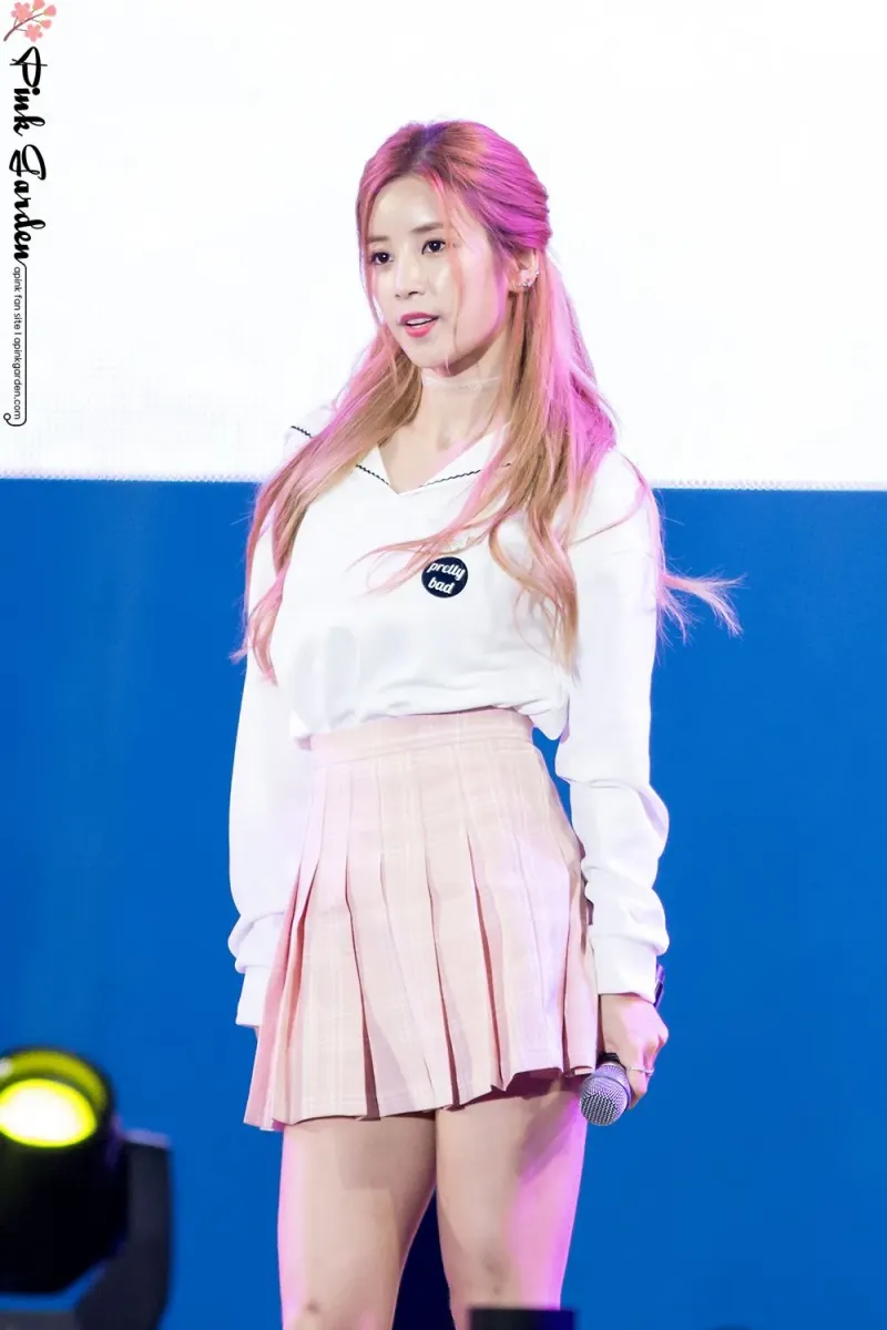 Chorong197.jpg