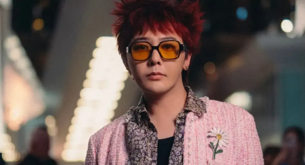 G-Dragon Graces Chanel Cruise Show, Gains Mixed Reactions For His Look