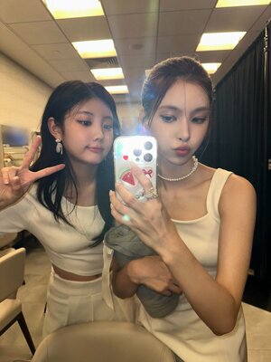 240719 ILLIT Twitter Update - Yunah and Wonhee