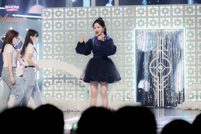 220608 Jo Yuri - 'Love Shhh!' at Show Champion documents 3