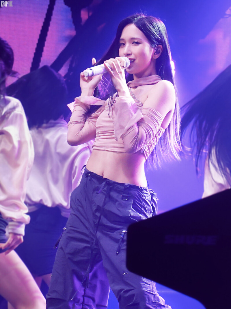 230613 TWICE Mina - ‘Ready To Be’ World Tour in Oakland Day 2 documents 1