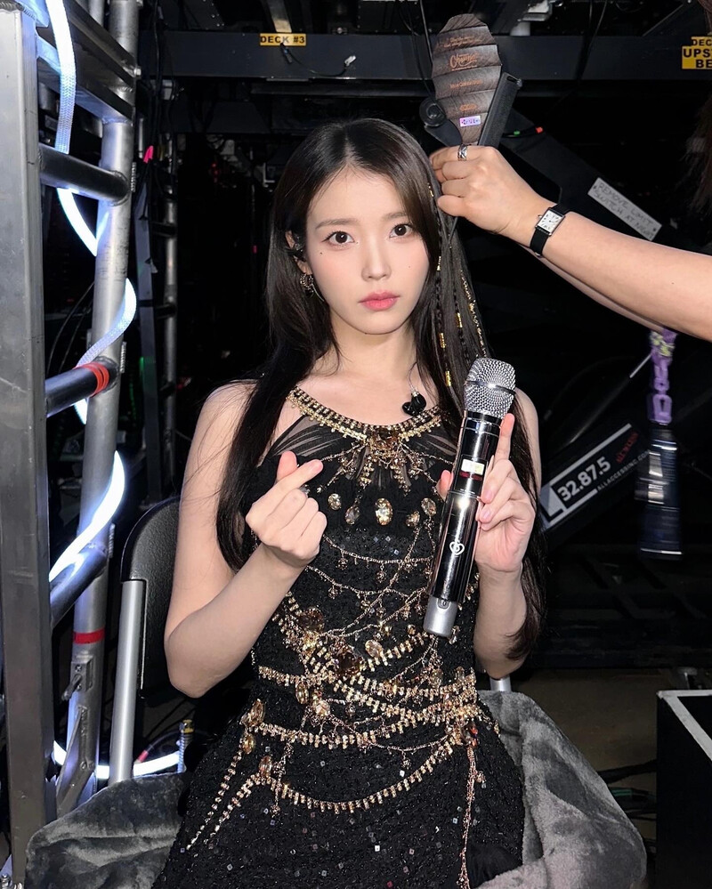 240726 IU Instagram Update documents 4