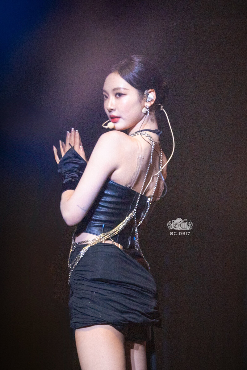 240922 aespa Ningning - ‘SYNK : Parallel Line’ Tour in Macau Day 2 documents 4