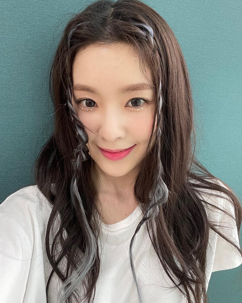 210827 Red Velvet Irene Instagram Update documents 1