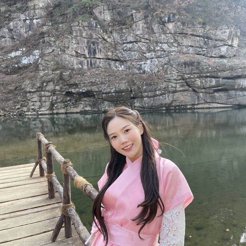 211219 Hyojung Instagram Update (OH MY GIRL) | kpopping