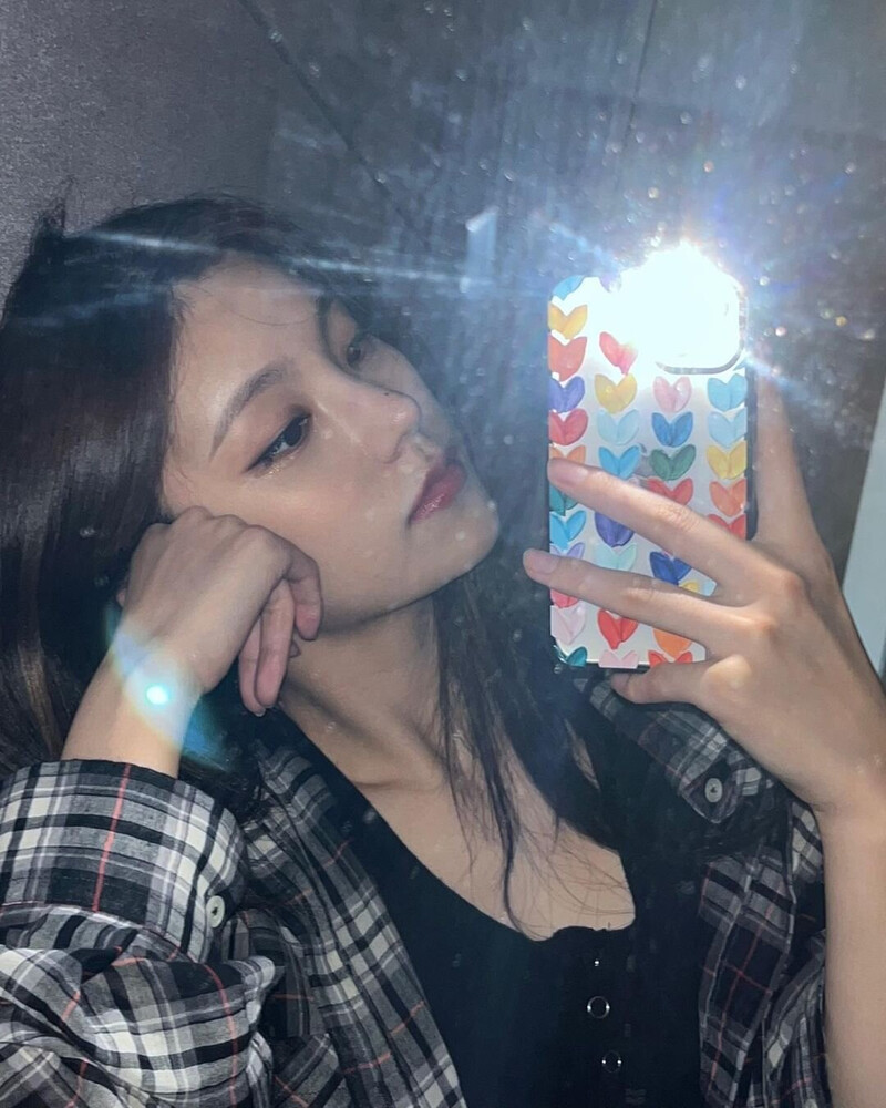 220630 ITZY Yeji - Instagram Update documents 6