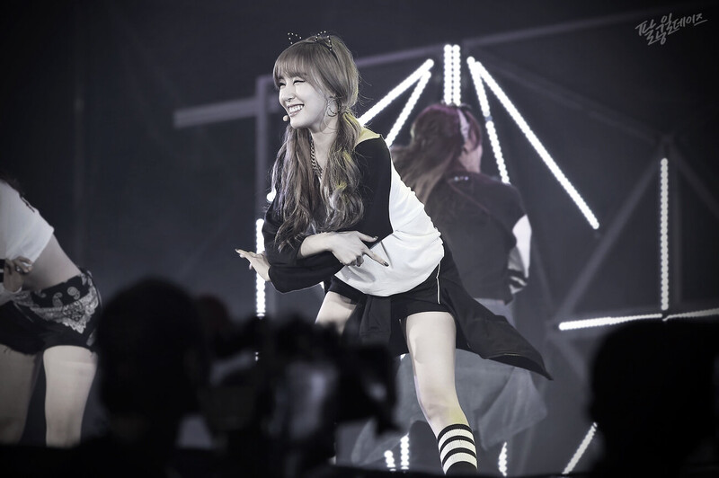 Tiffany – 140815 SMTOWN Live World Tour in Seoul documents 16