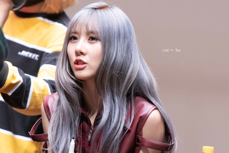 180518 Dreamcatcher Yoohyeon - Fansign Event documents 12