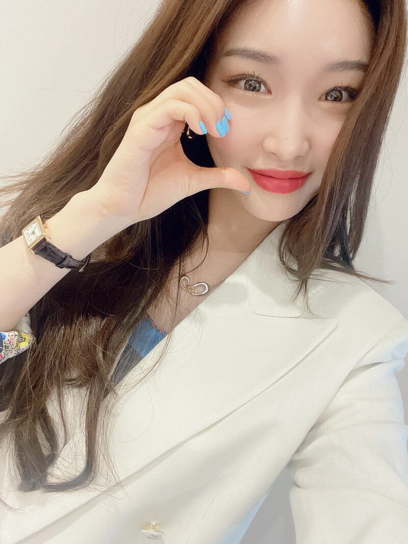 210504 Chungha Twitter Update documents 2