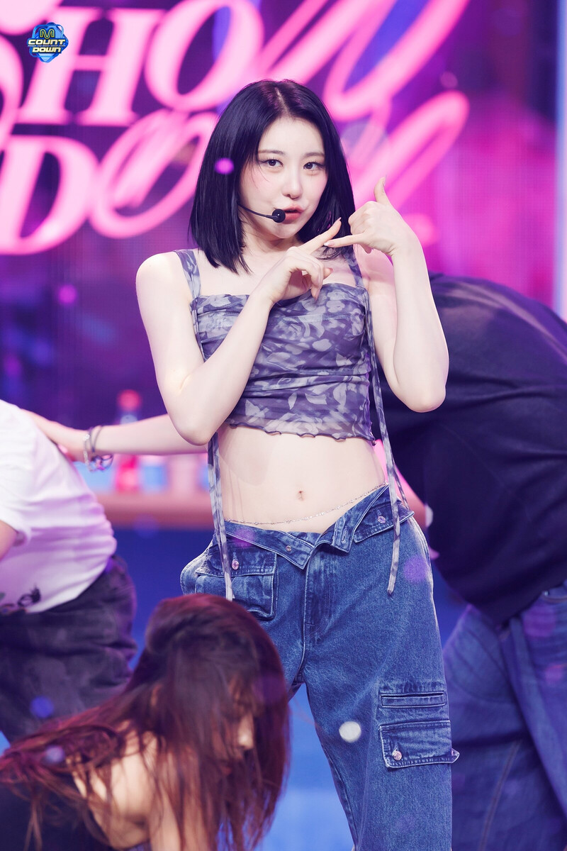 240704 Chae Yeon - 'Don't' at M Countdown documents 2