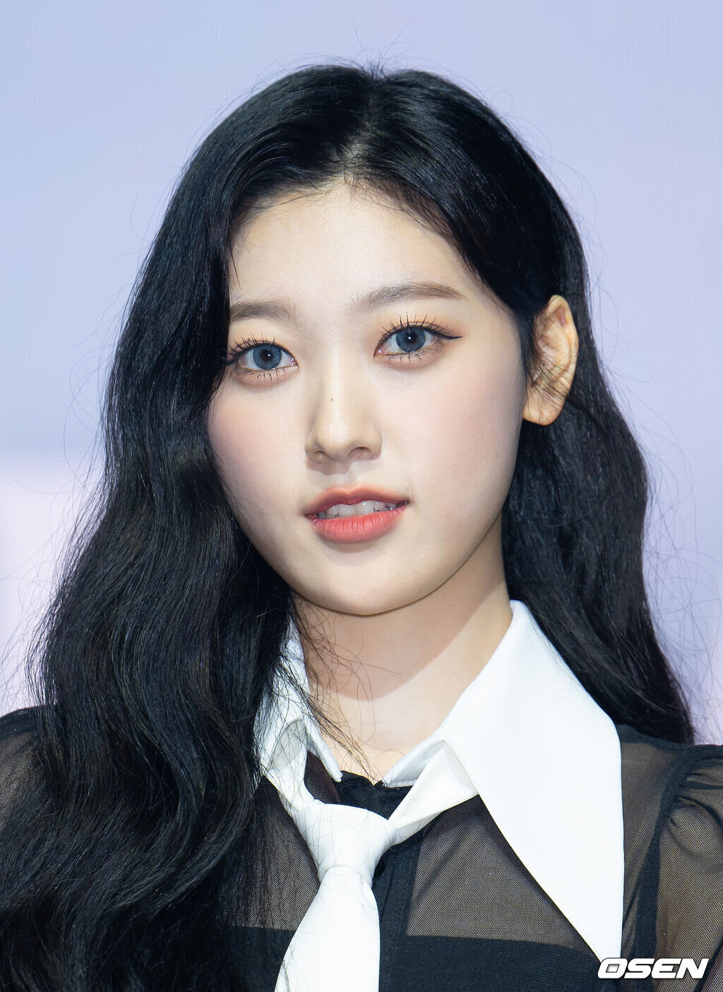 230712 ODD EYE CIRCLE Choerry - 'Version Up' Album Showcase | kpopping