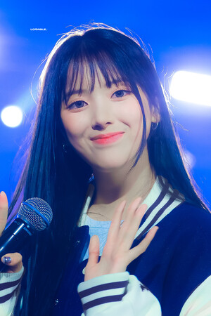 231007 NMIXX's Jiwoo at NMIXX The First Fan-Concert: MIXX UNIVERSITY