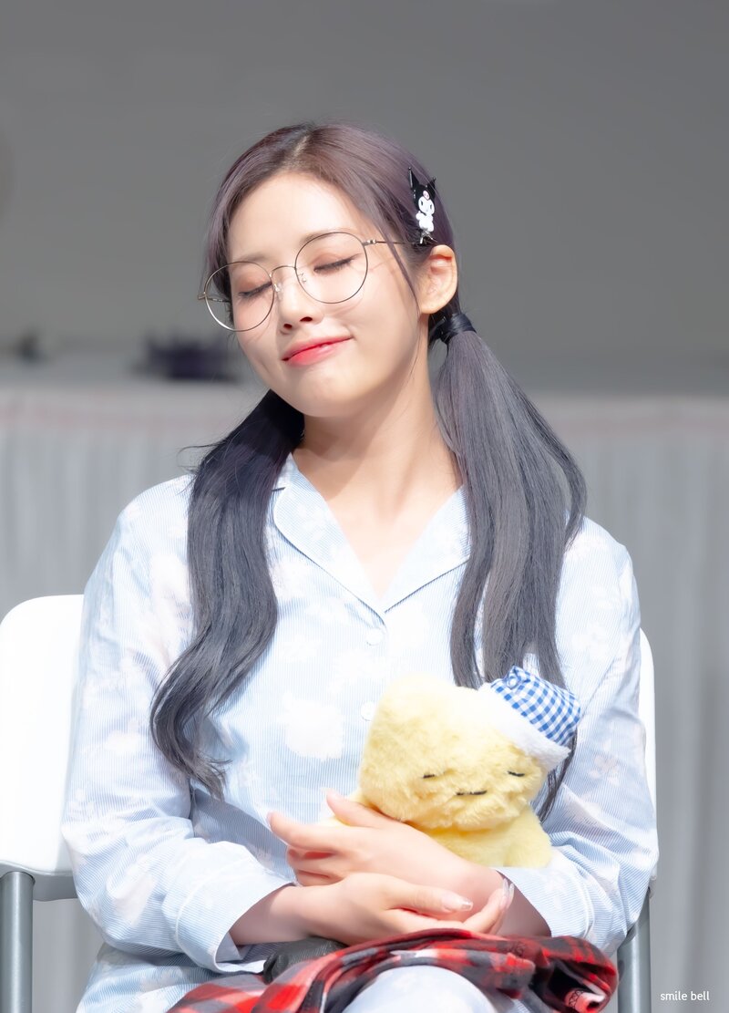 220703 fromis_9 Jiwon - Fansign Event documents 1