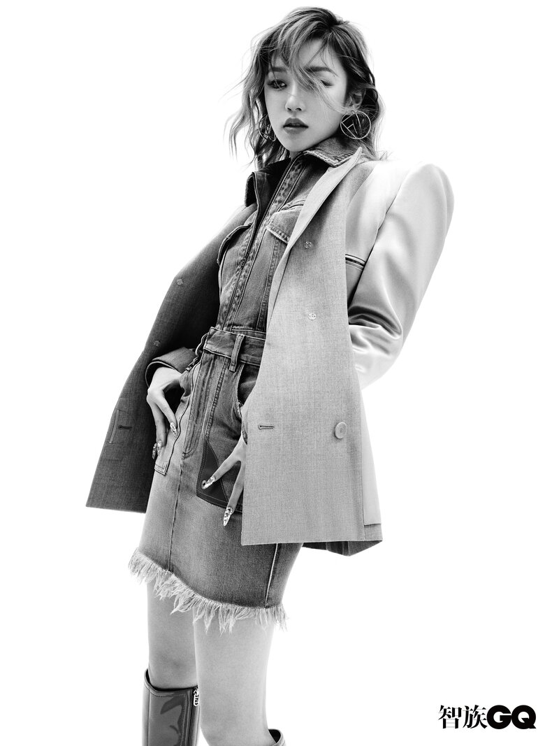 (G)I-DLE Yuqi for GQ China April 2023 issue documents 11