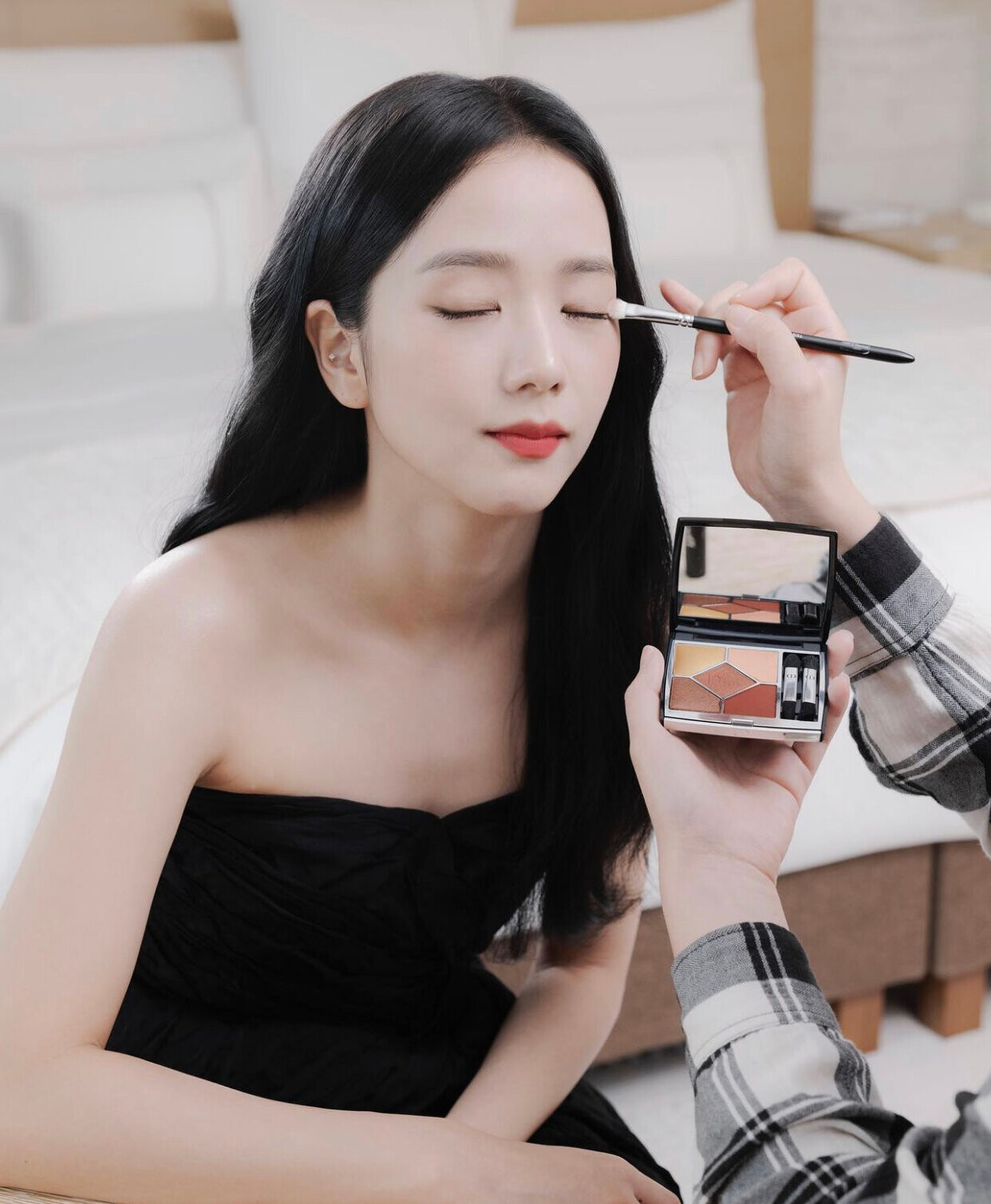 221003 Dior Beauty Instagram Update with JISOO | kpopping