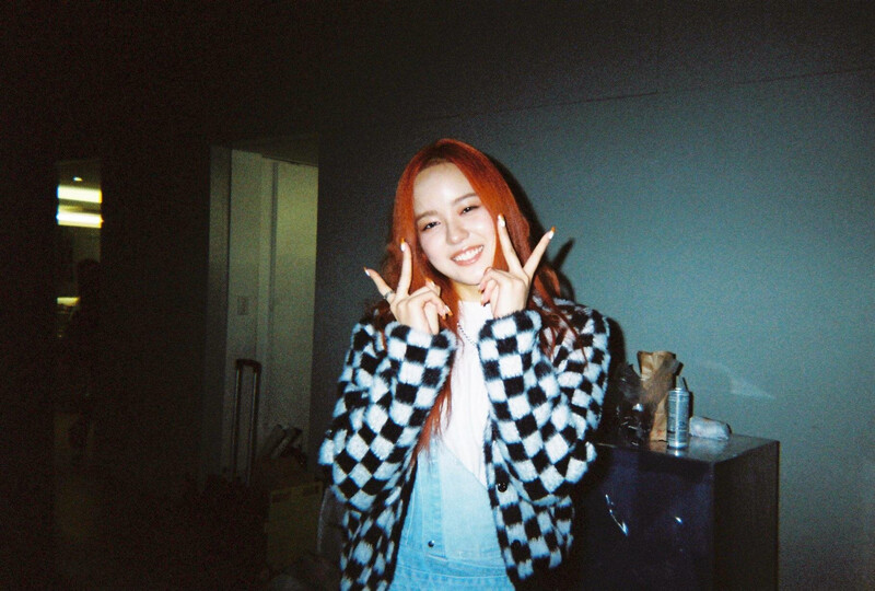 220712 XG Weverse Update - XG "MASCARA" Photoshoot | Behind Photo (film Ver.) documents 2