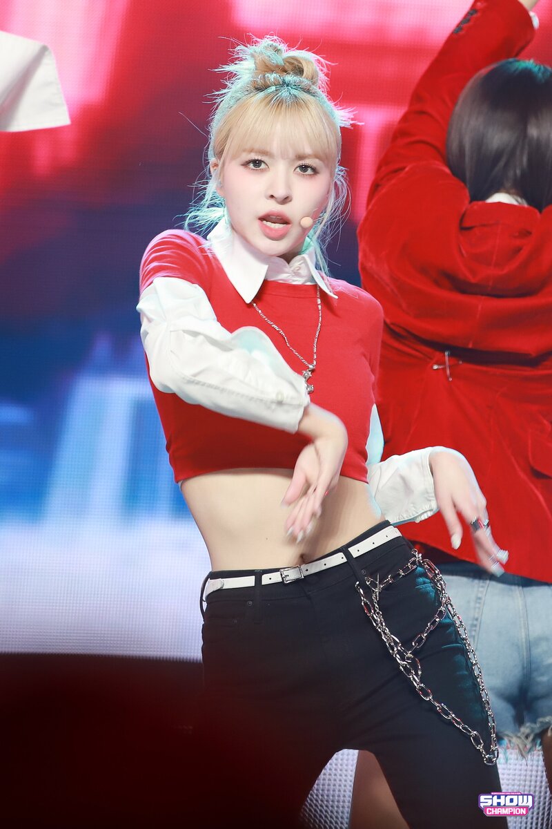 240131 NMIXX Lily - 'DASH' at Show Champion documents 1