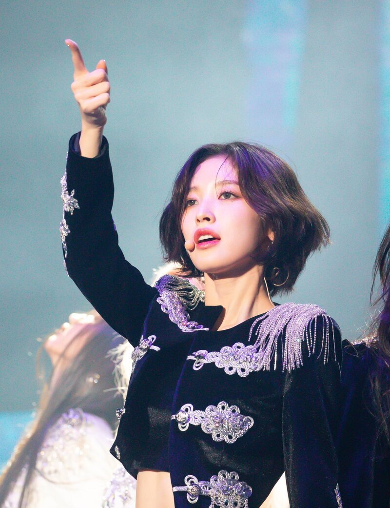 231125 OH MY GIRL Arin - Fan Concert 'Oh My Land' documents 1
