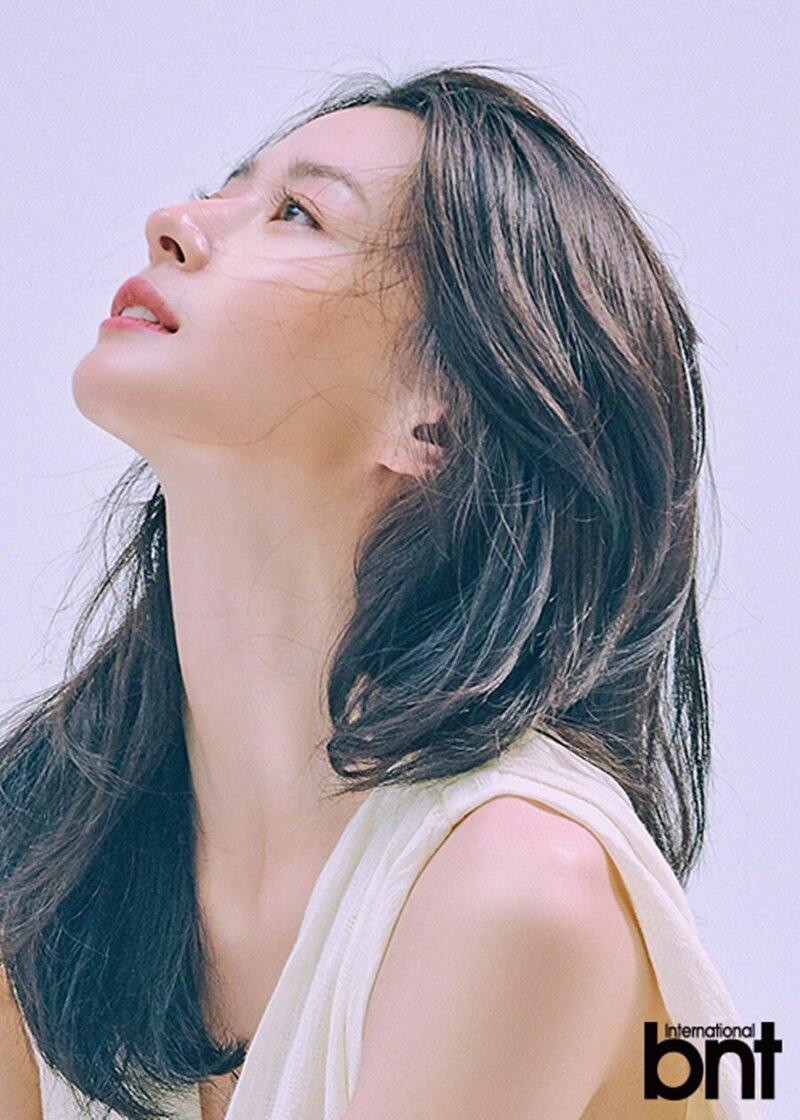 Kwon Nara for BNT International | August 2018 documents 10