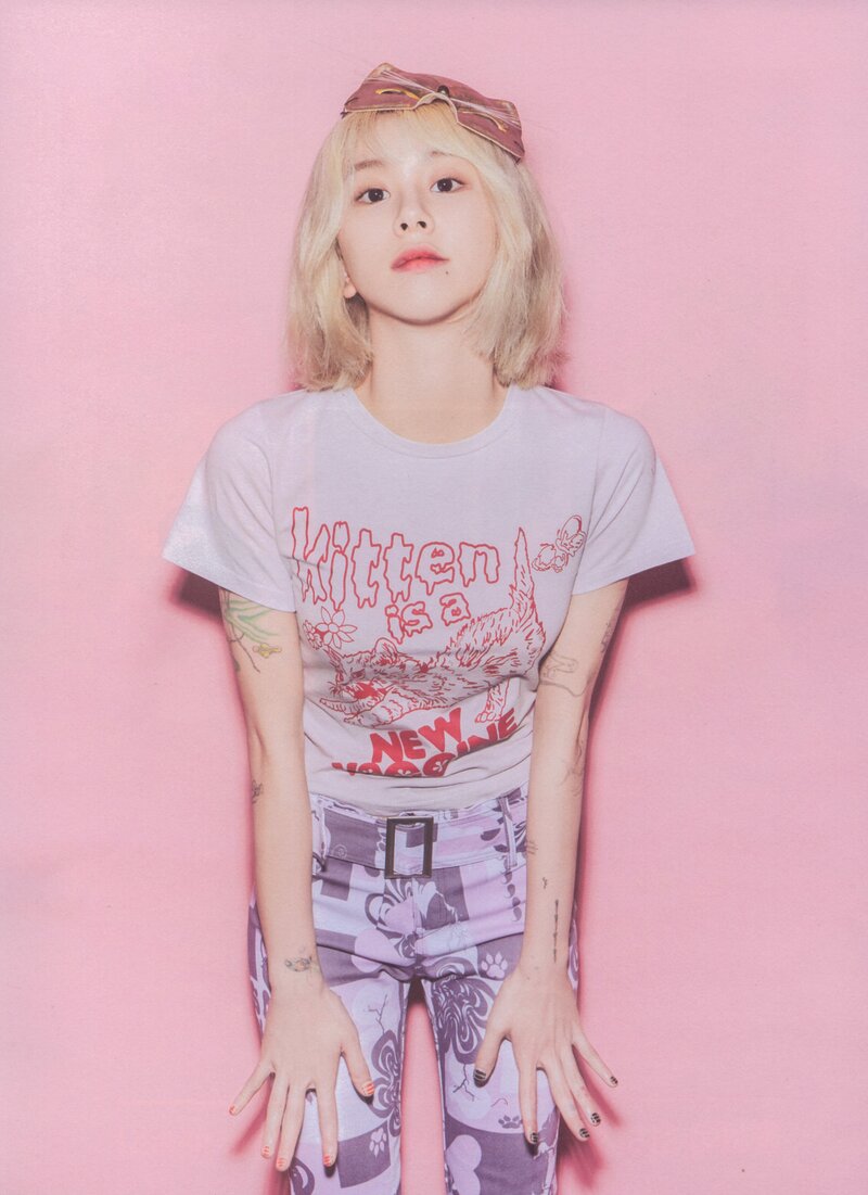 TWICE's Chaeyoung for OhBoy! Magazine Issue 111 (Scans) documents 8