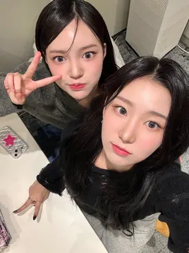 231226 HAN YEWON Twitter Update with SEO YUNJU