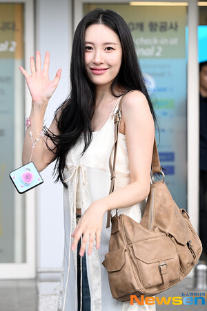 240913 Sunmi at Incheon International Airport