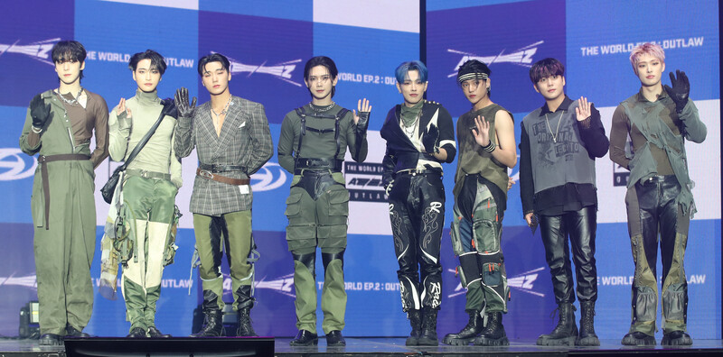 230615 ATEEZ 'The World EP.2 : Outlaw' Comeback Showcase documents 2