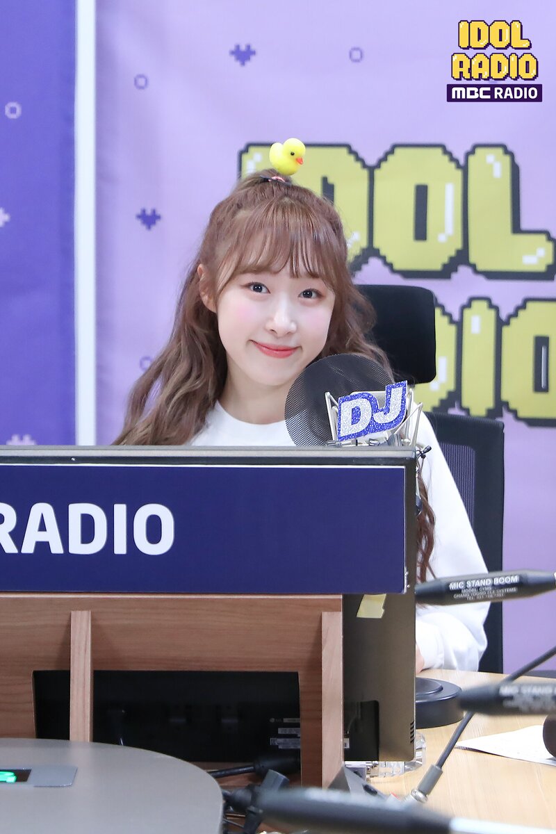 200514 Woo!Ah! at MBC Idol Radio with special DJ Exy and Soobin from WJSN documents 19