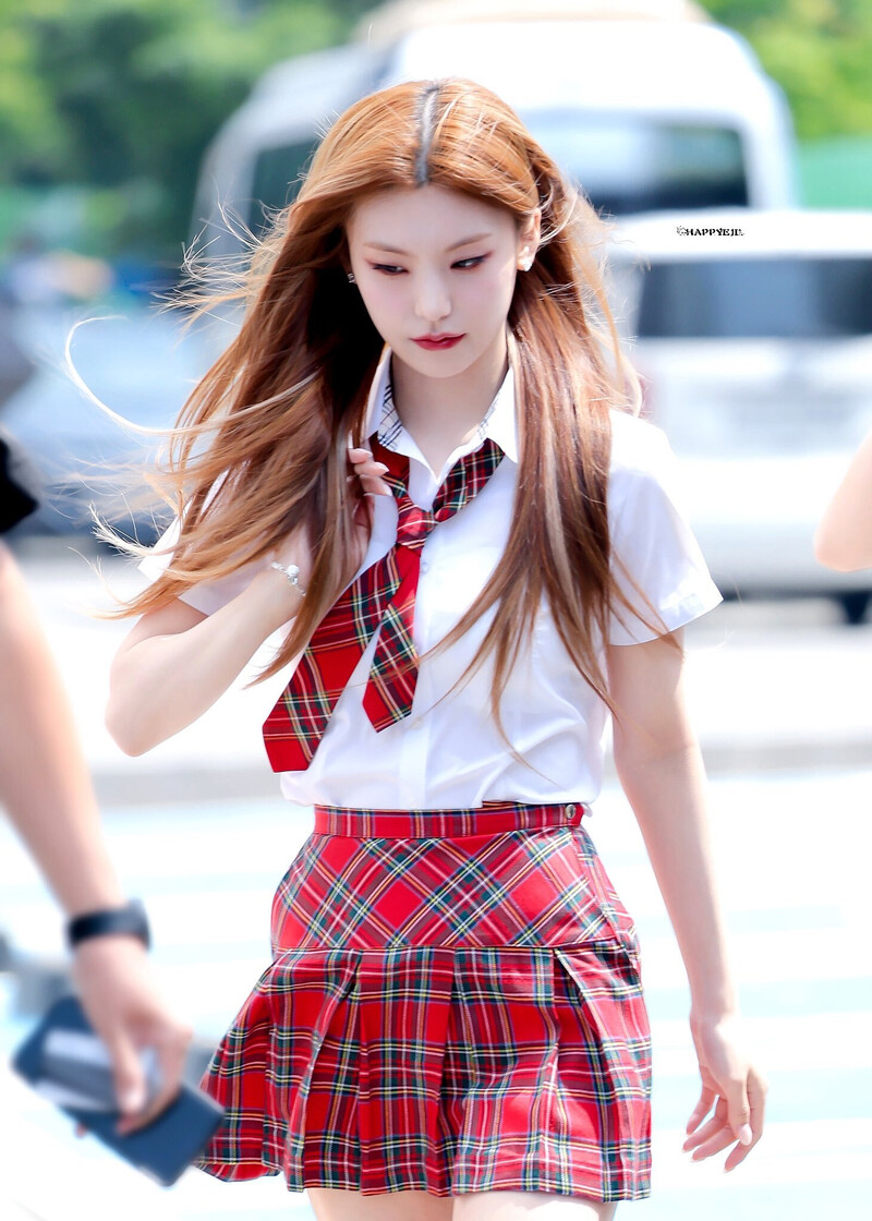 230706 ITZY Yeji - Knowing Bros Commute documents 11