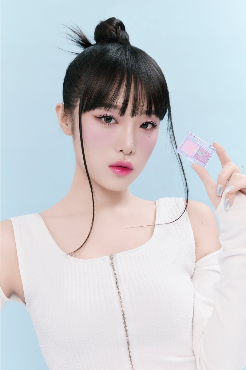 Yena for lilybred "Freeze" Collection documents 4