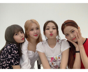 190409 BLACKPINK INSTAGRAM UPDATE