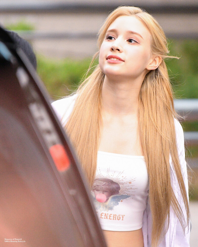 240614 Kep1er Bahiyyih - Music Bank Commute documents 1