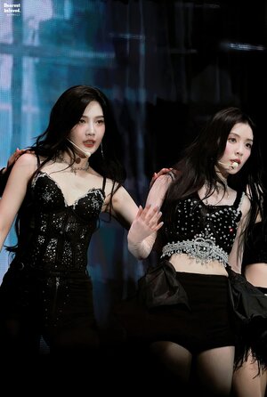 230401 Red Velvet Irene & Joy - 'R to V' Concert in Seoul Day 1