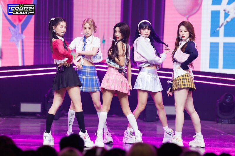 230601 (G)I-DLE - 'Queencard' at M COUNTDOWN documents 1