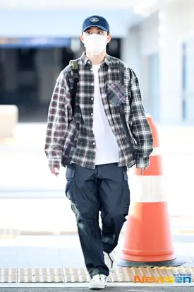 240830 EXO D.O. at Incheon International Airport