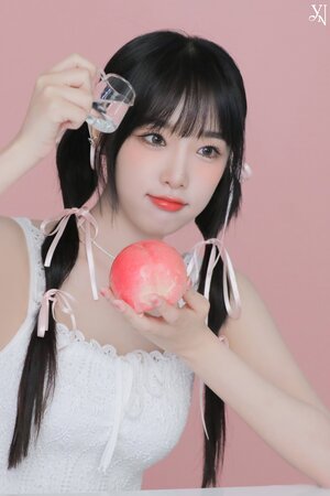 230603 Yuehua Naver Post - YENA - lilybyred Behind The Scenes #4