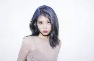 IU 5th Mini Album "Love Poem" [SCANS]