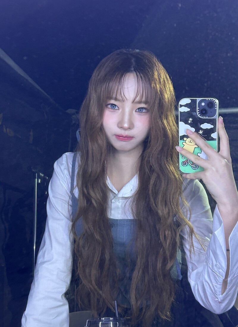 241031 tripleS Twitter & Instagram Update - HaYeon documents 1