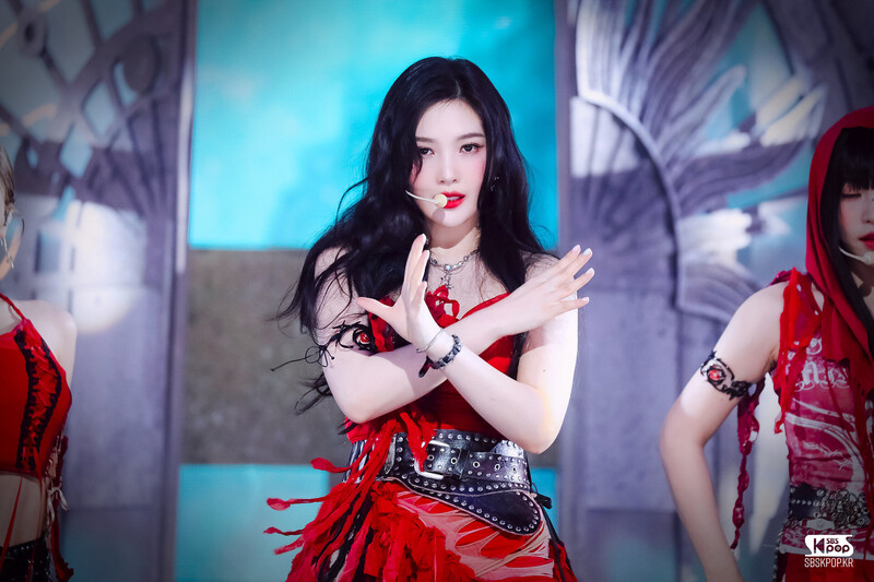 240630 Red Velvet Joy - 'Cosmic' at Inkigayo documents 3