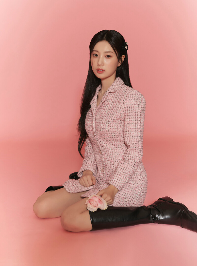 Kang Hyewon for Roem 2023 Pre-Spring Collection documents 2