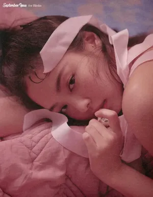 [SCANS] Jennie 'SOLO' Photobook