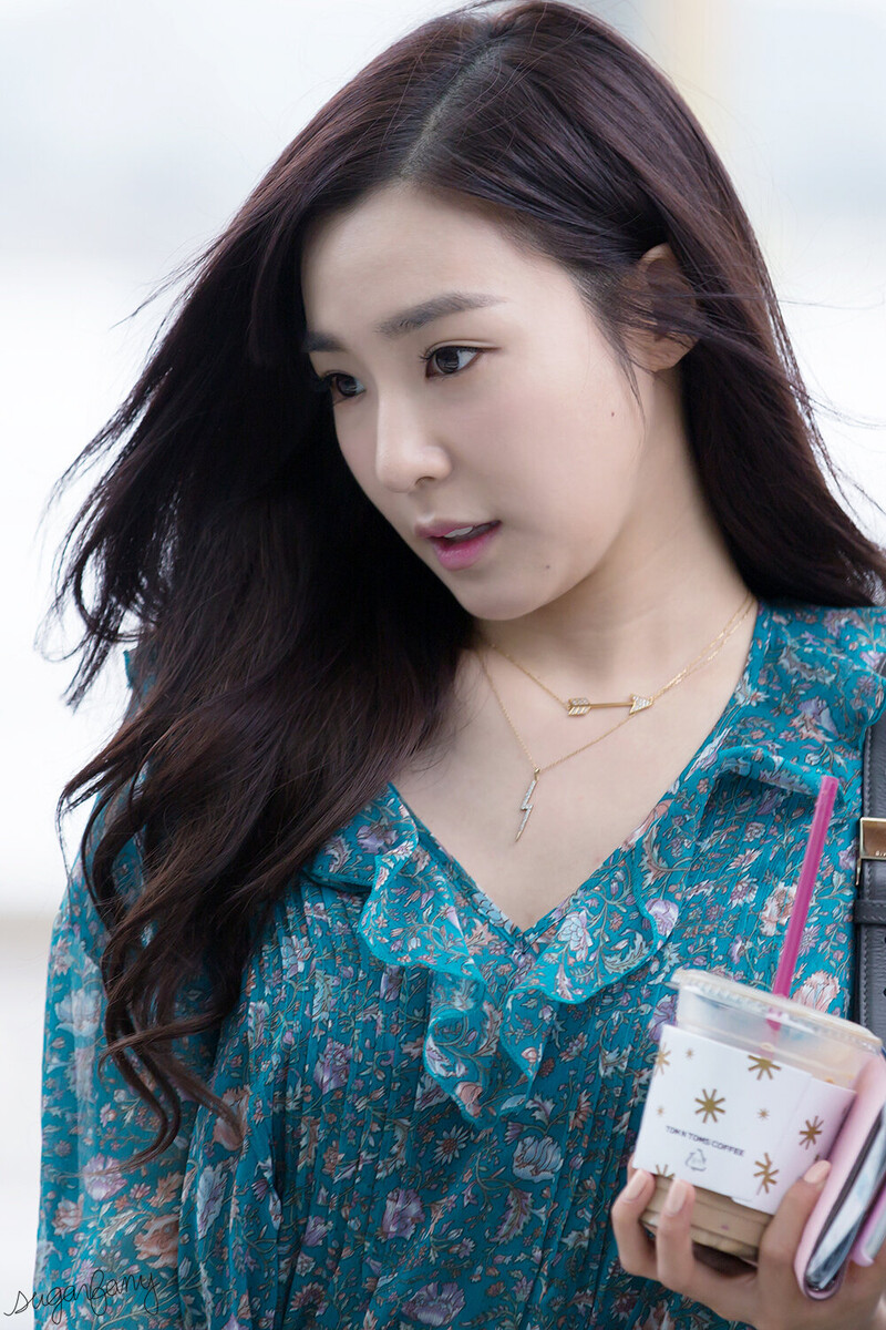 150725 Girls' Generation Tiffany at Incheon & Gimpo Airport | kpopping