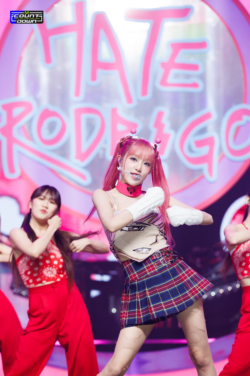 230629 YENA - 'Hate Rodrigo' & 'WICKED LOVE' at M COUNTDOWN documents 24