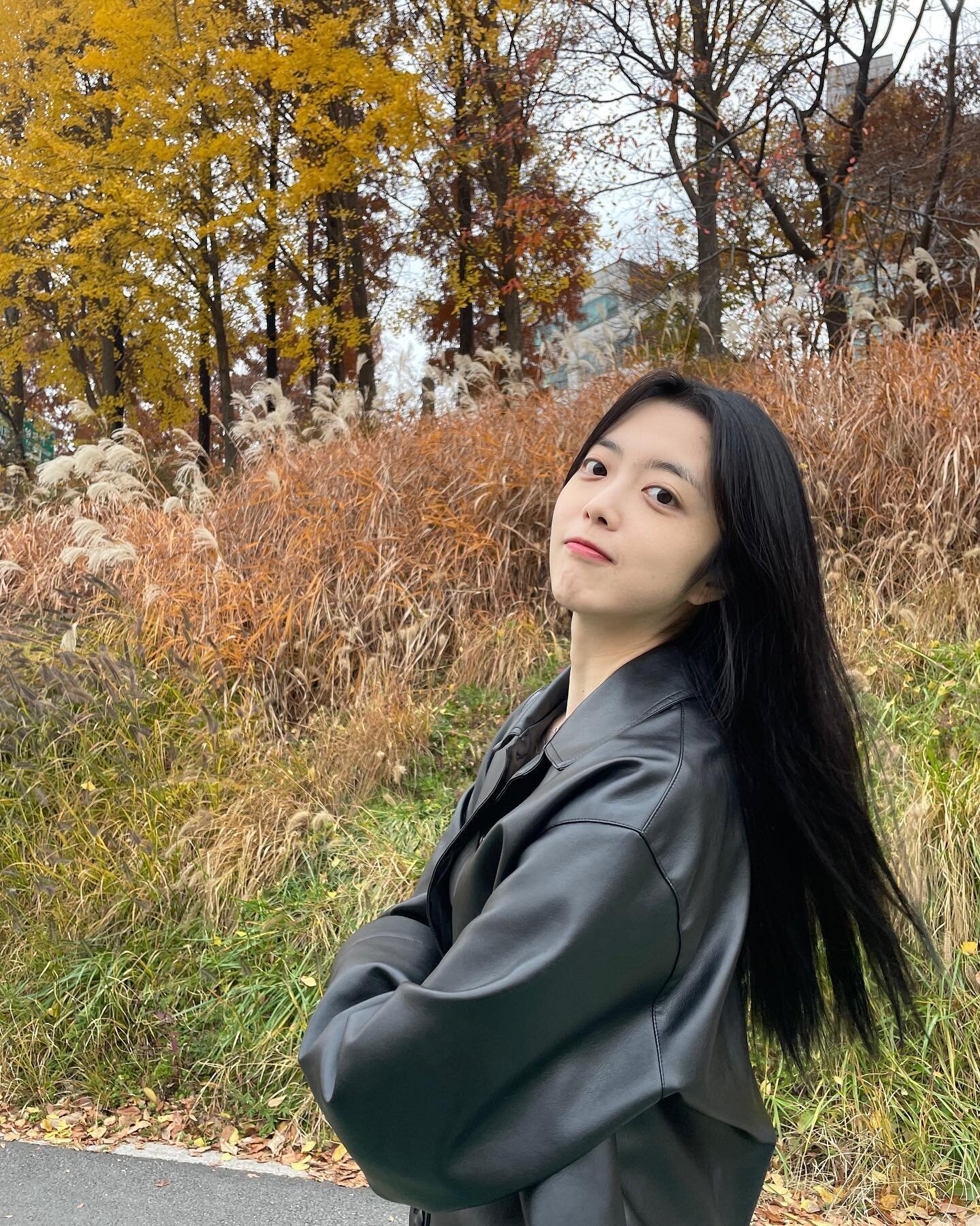 221119 Suyeon Instagram update | kpopping