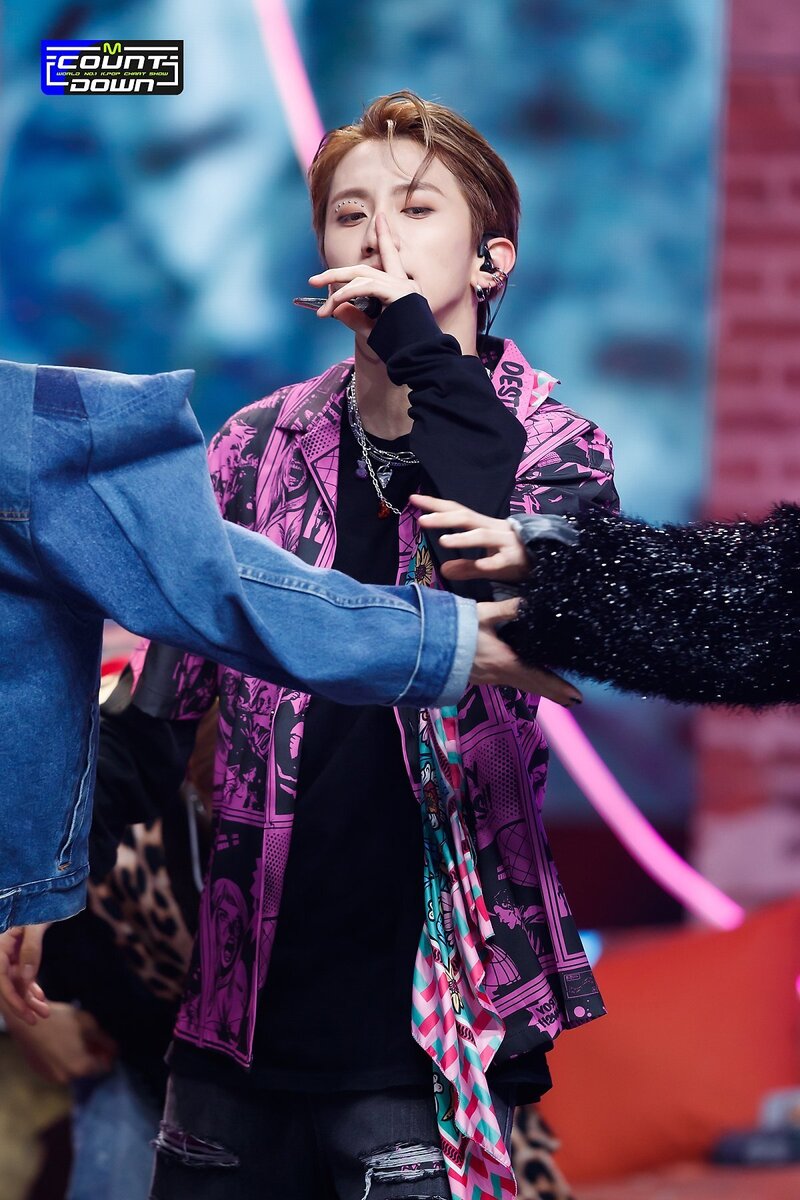 220428 DKB - 'Sober' at M Countdown documents 11