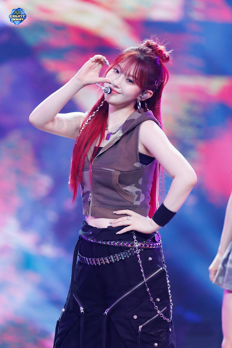 240627 Kep1er Chaehyun - 'PROBLEM' at M Countdown documents 4